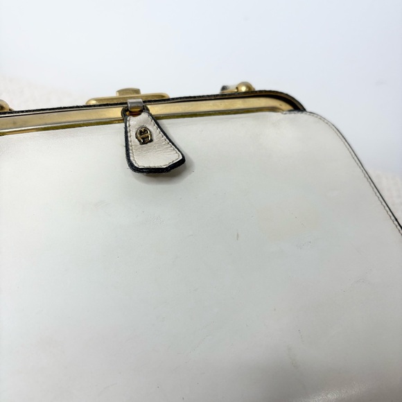 MCM Vintage Etienne Aigner Framed Purse White Leather Handbag Hand Made - Picture 5 of 11